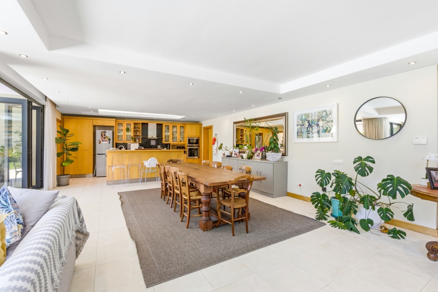 To Let 3 Bedroom Property for Rent in Sunset Links Western Cape